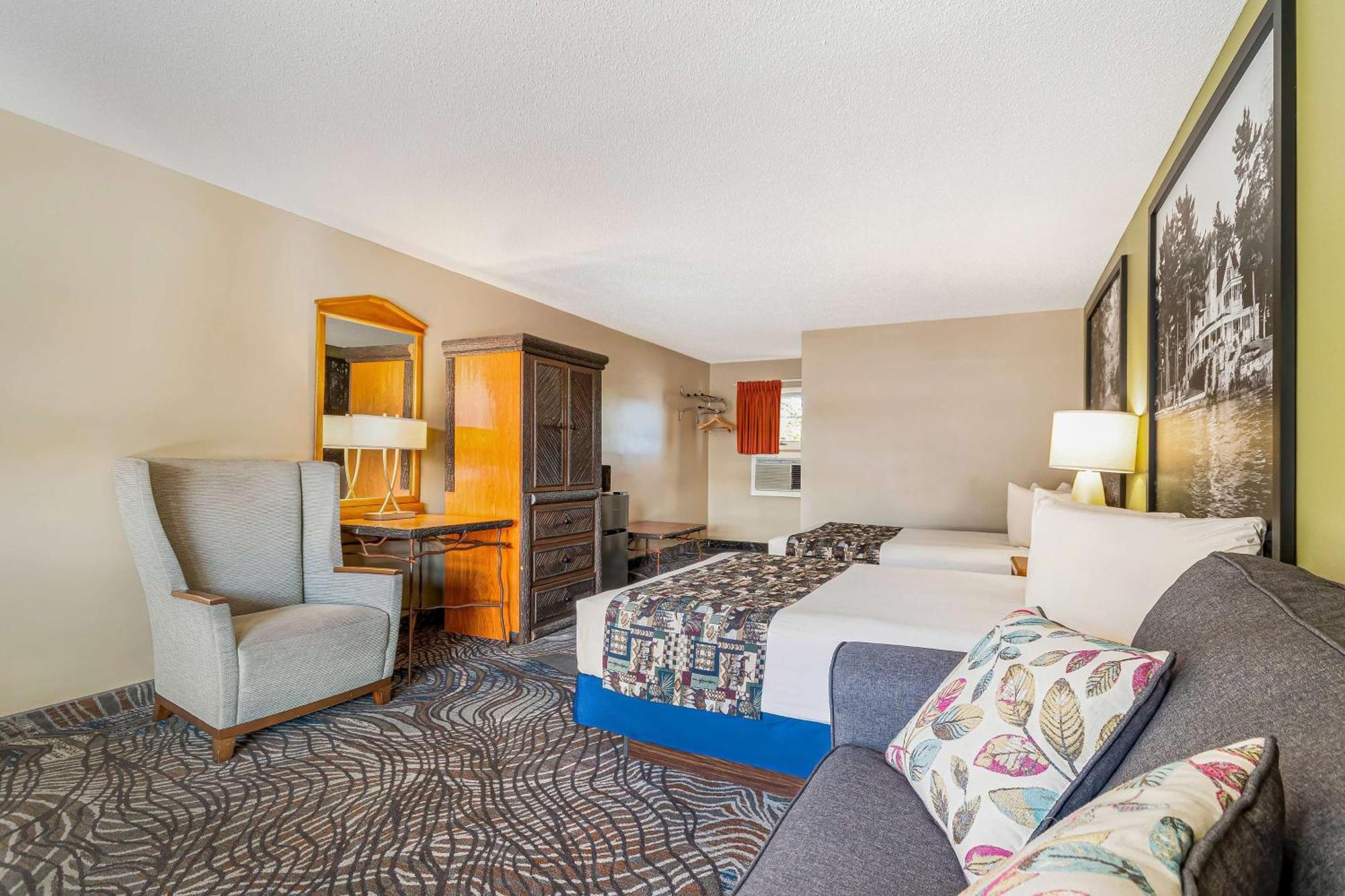 Super 8 By Wyndham Lake George/Downtown Bagian luar foto