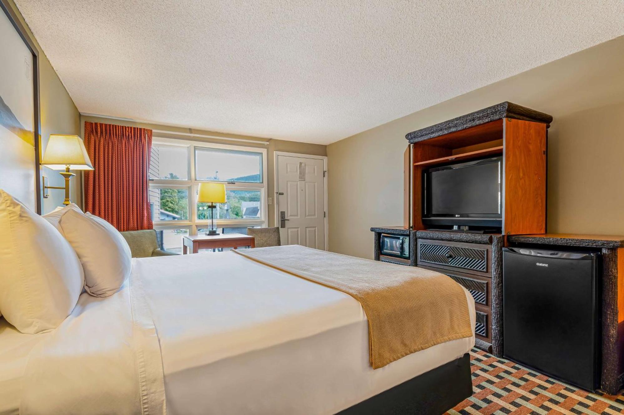 Super 8 By Wyndham Lake George/Downtown Bagian luar foto